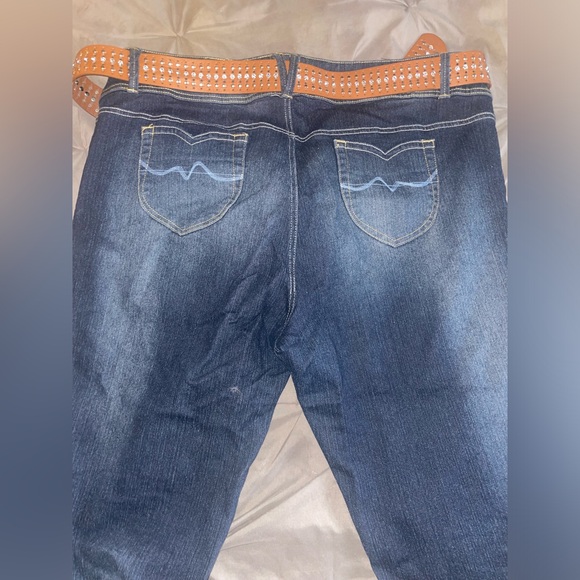 Jean capris with belt size xxl - Picture 4 of 6